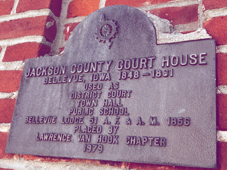 DAR
                            plaque