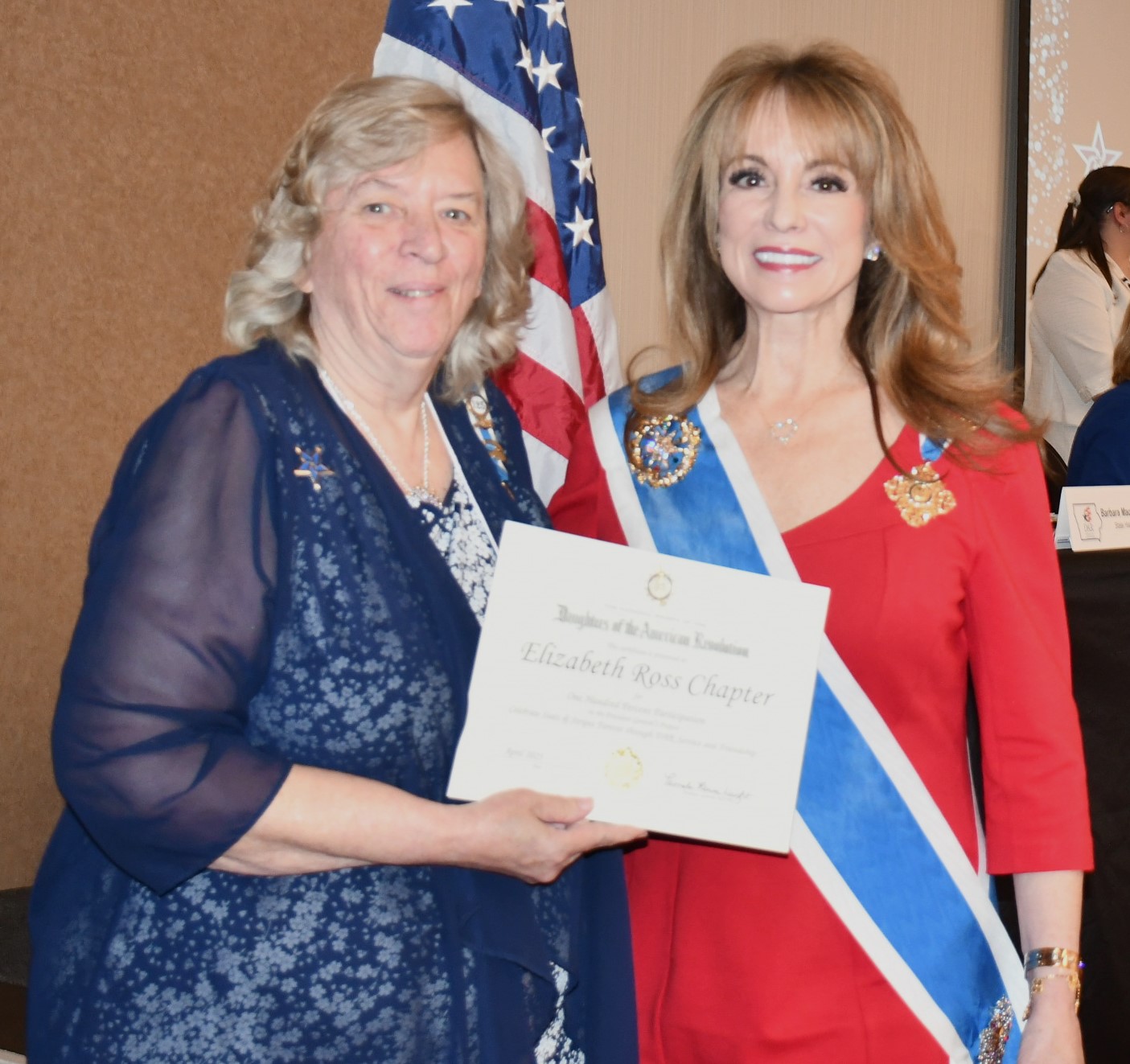 100% certificate
                photo