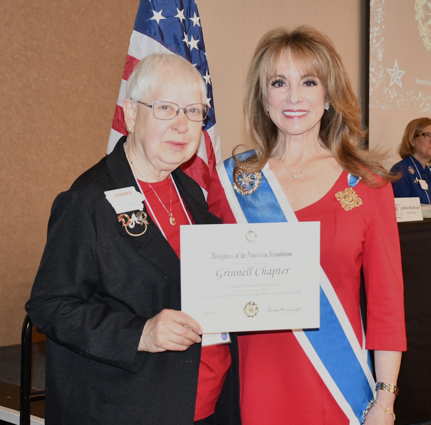 100% certificate
                photo