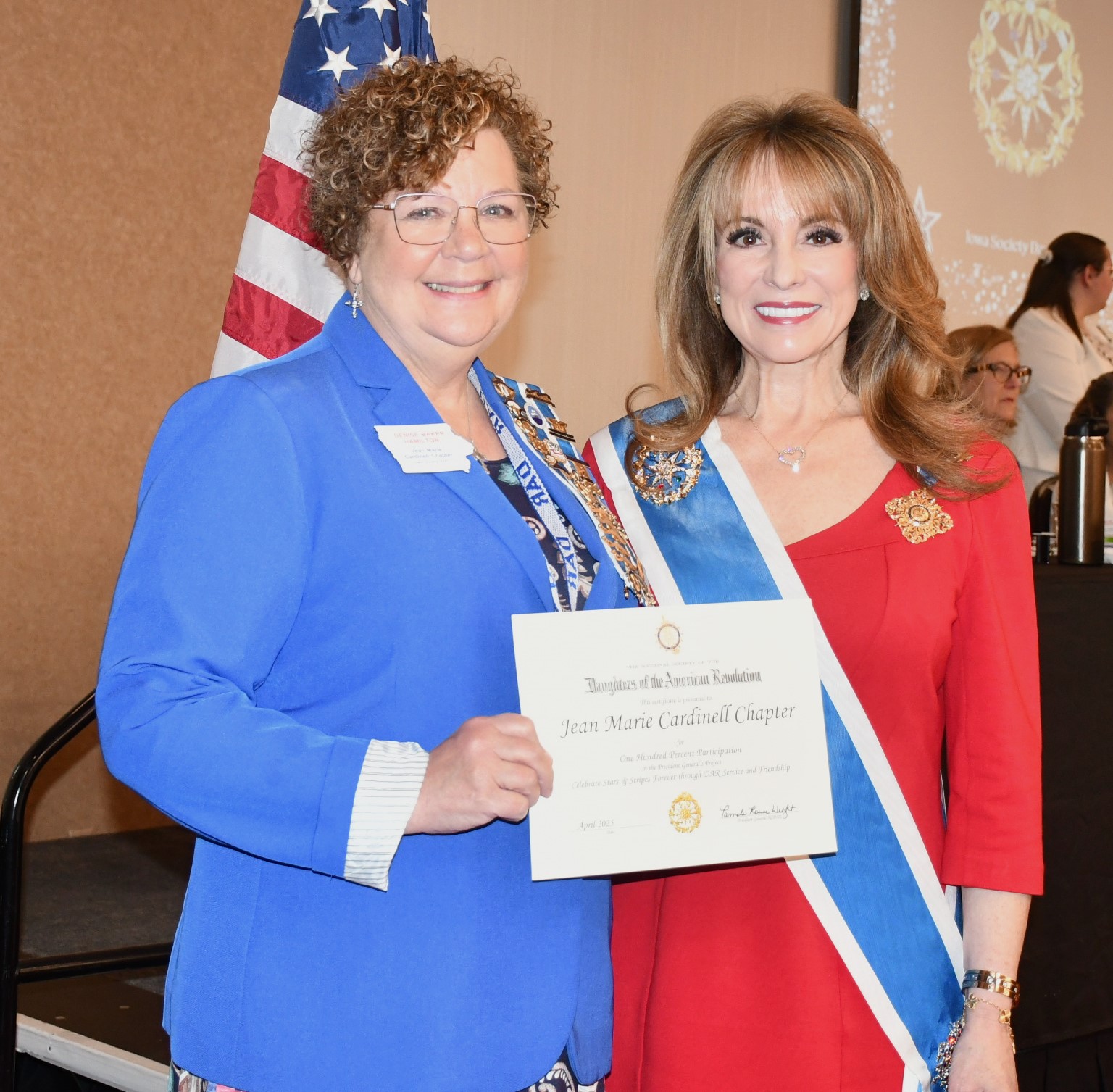 100%
                certificatephoto