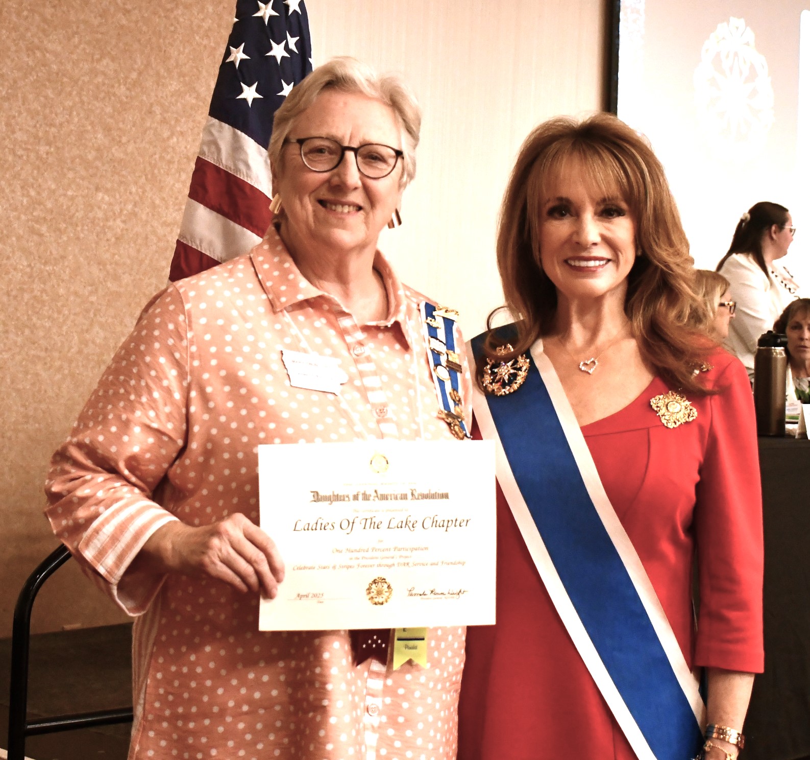 100% certificate
                photo