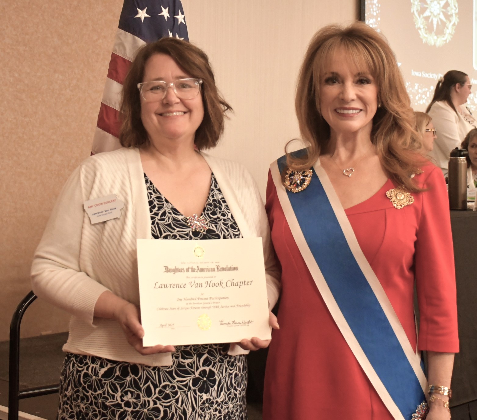 100% certificate
                photo