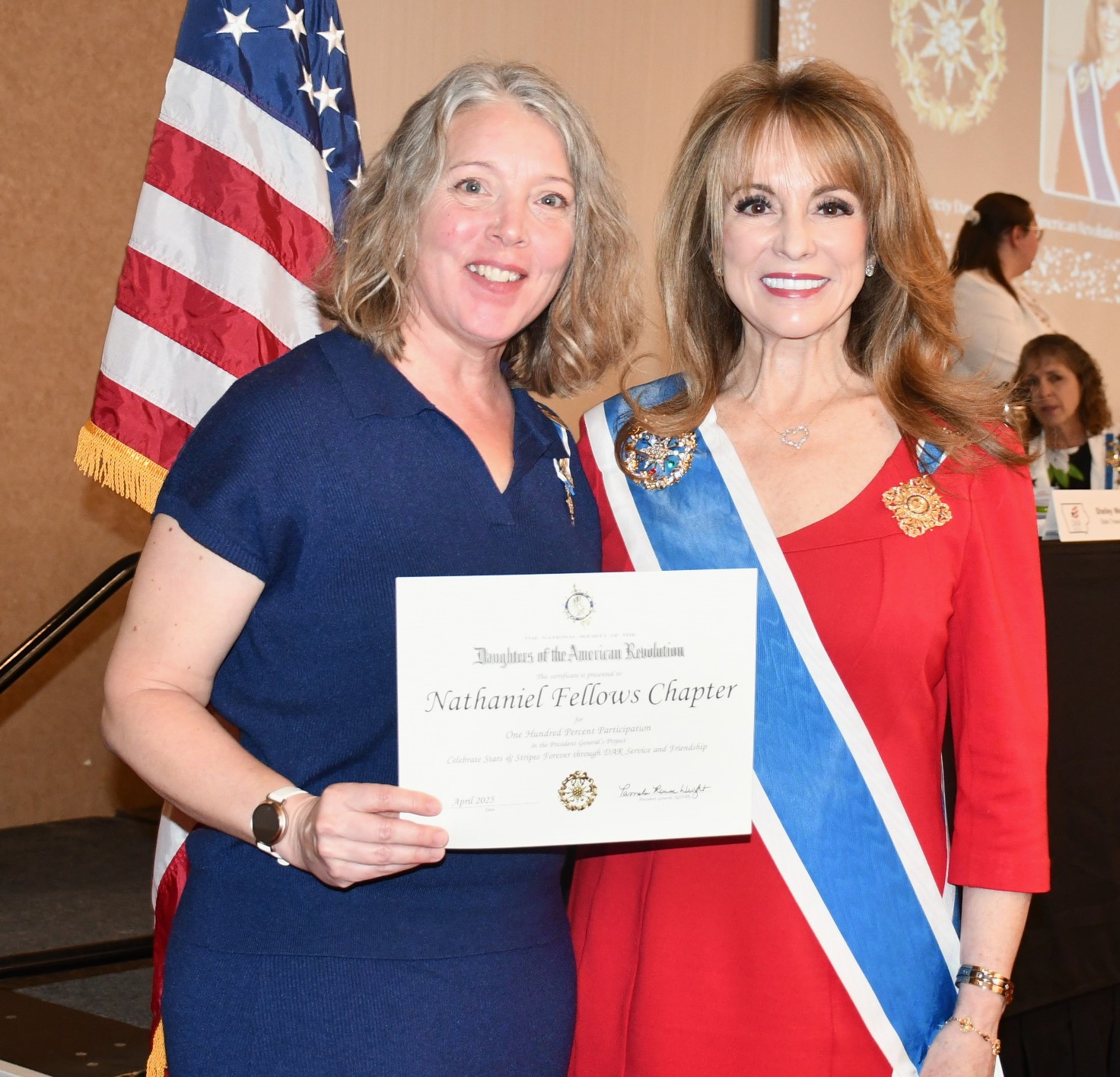 100% certificate
                photo