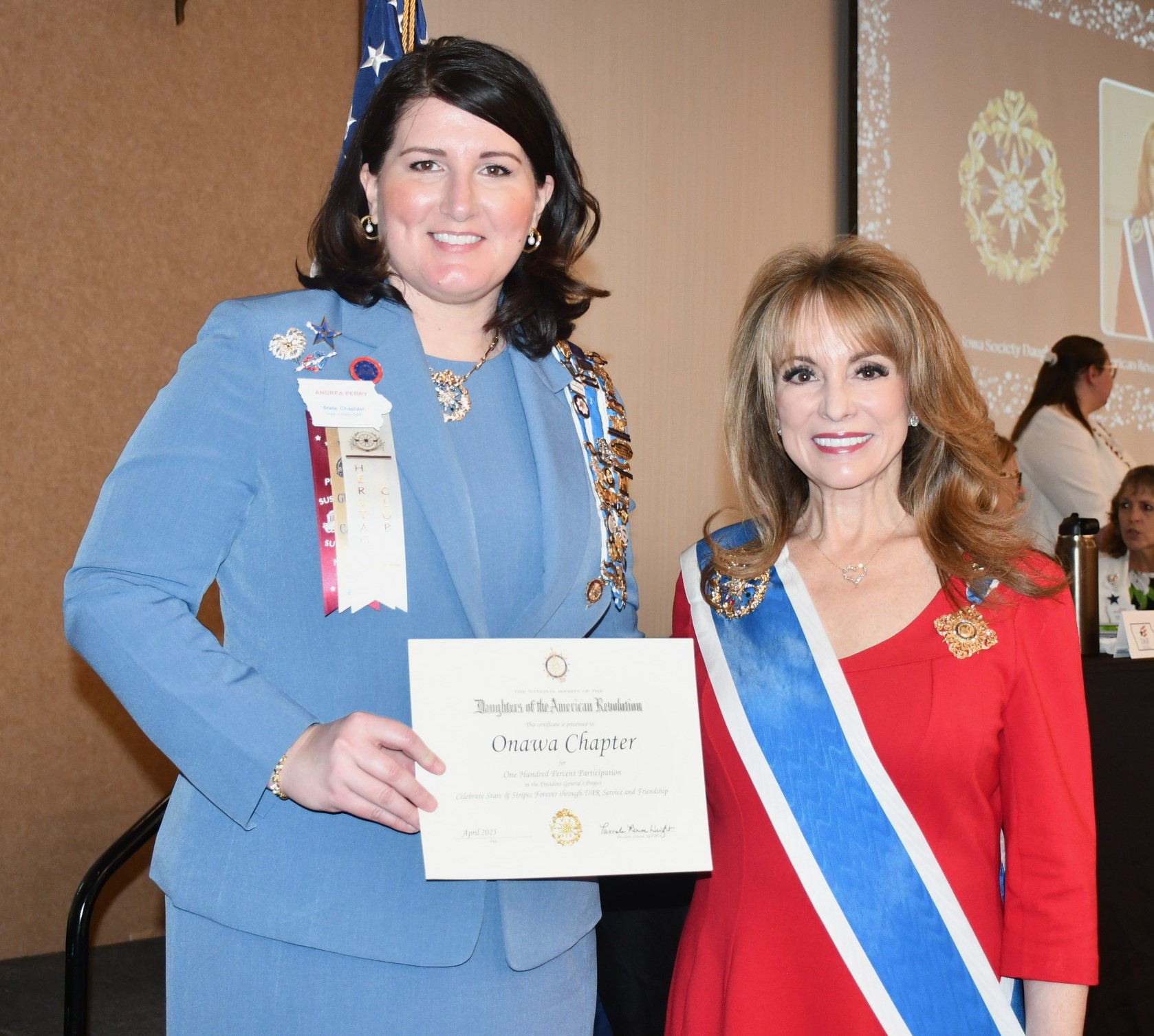 100% certificate
                photo