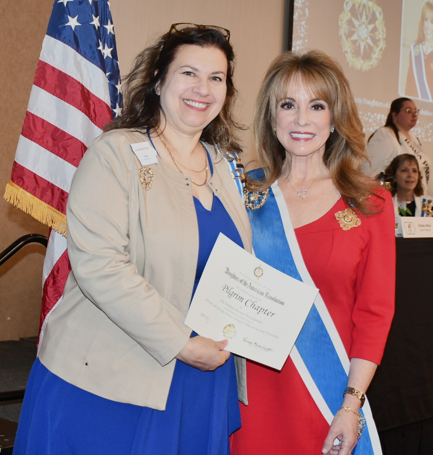 100% certificate
                photo