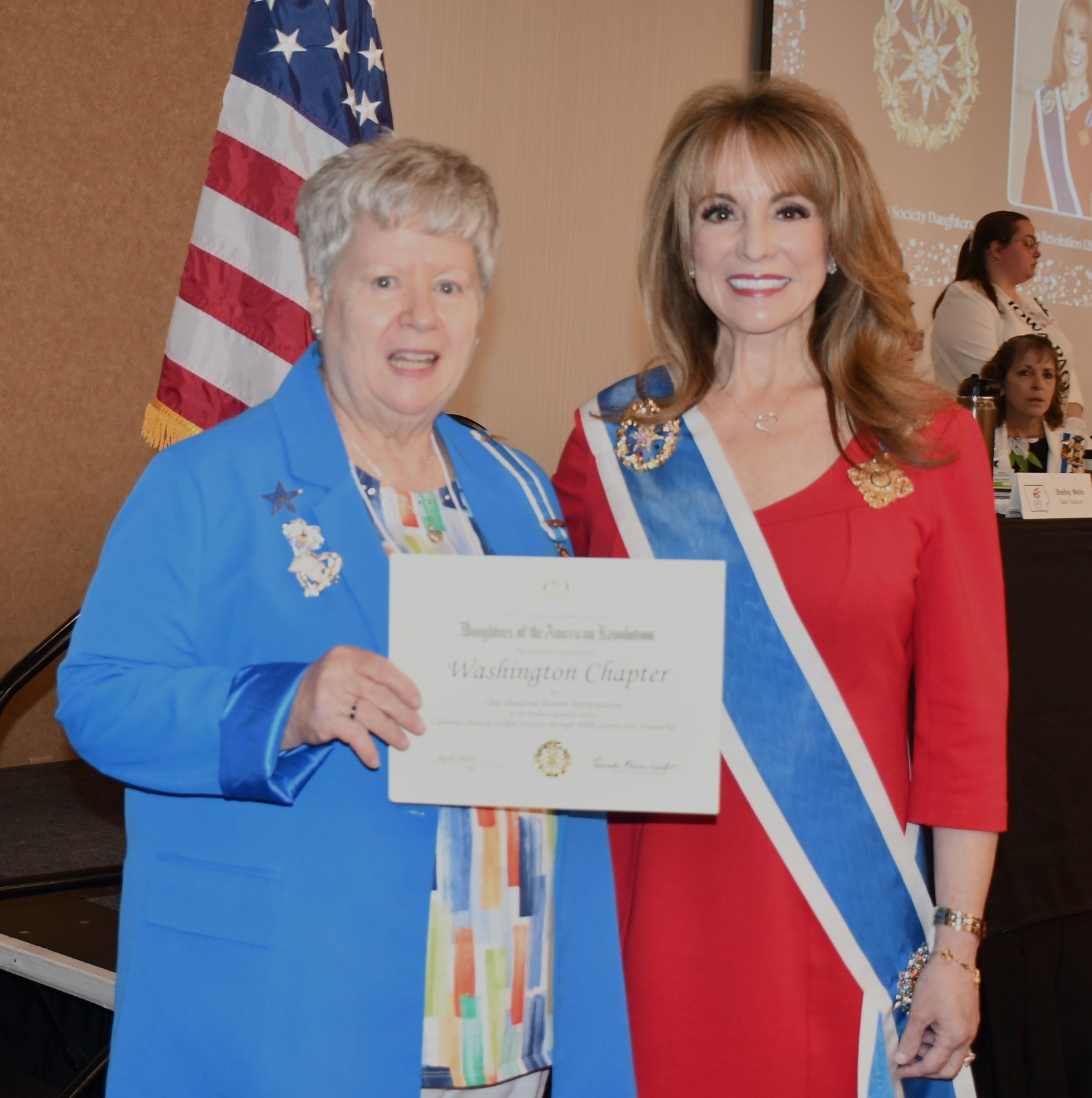 100% certificate
                photo