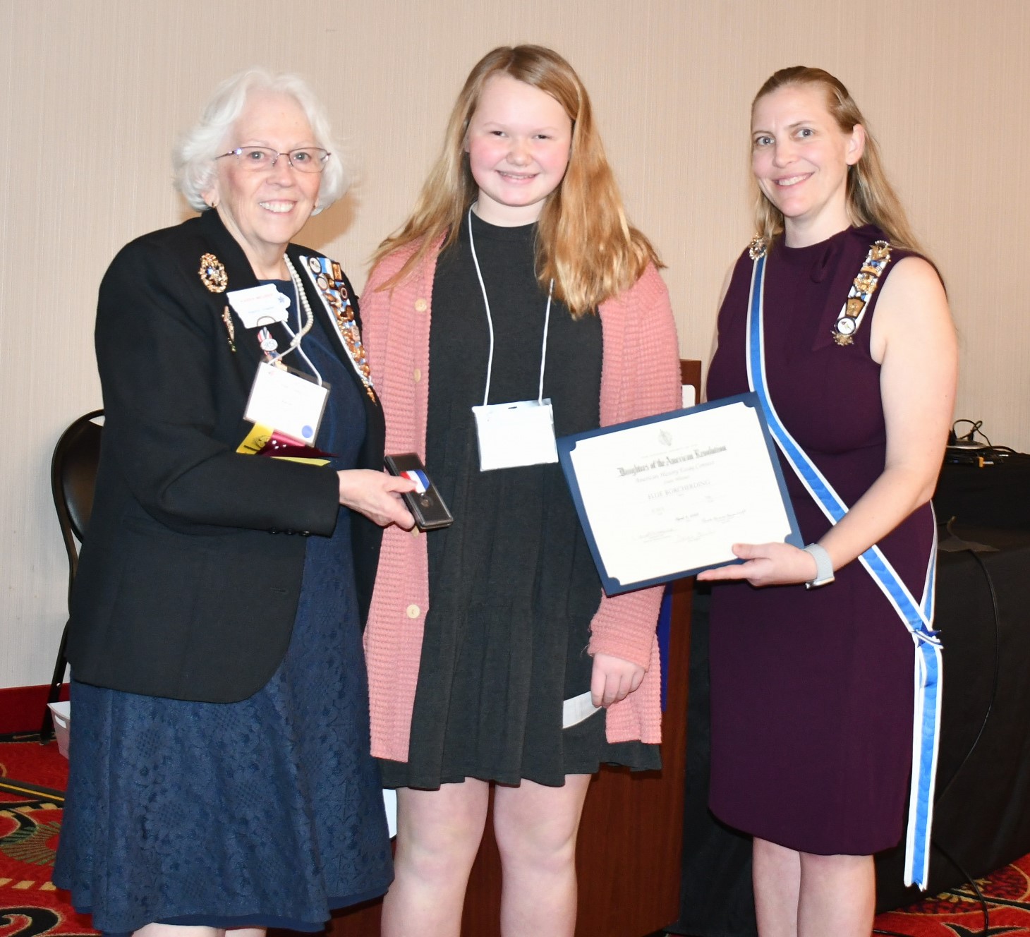 100% certificate
                photo